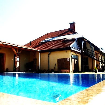 Patkoszeg Vendeghaz Hotel Kaposfo Ngoại thất bức ảnh