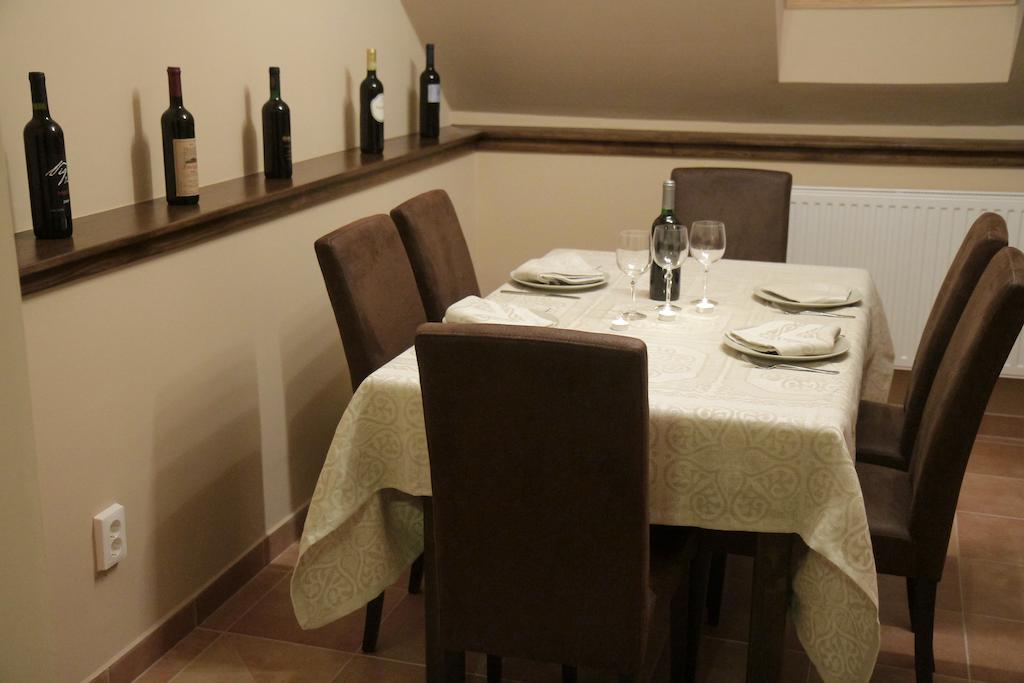 Patkoszeg Vendeghaz Hotel Kaposfo Ngoại thất bức ảnh