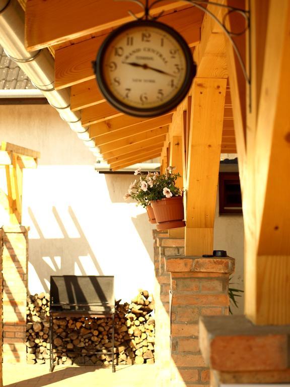 Patkoszeg Vendeghaz Hotel Kaposfo Ngoại thất bức ảnh