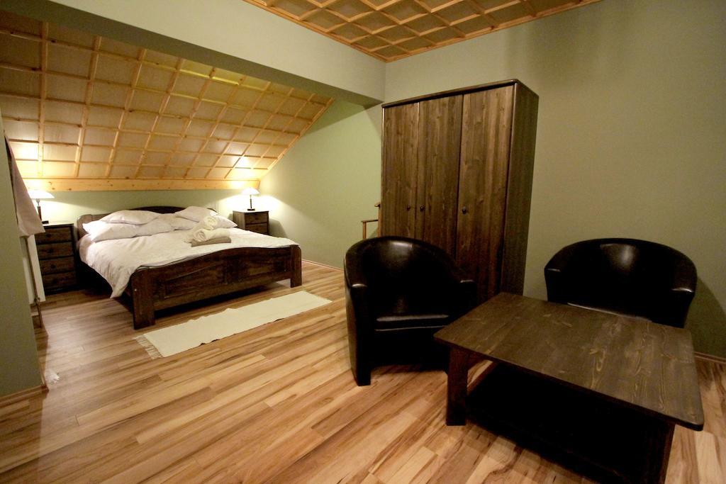 Patkoszeg Vendeghaz Hotel Kaposfo Phòng bức ảnh
